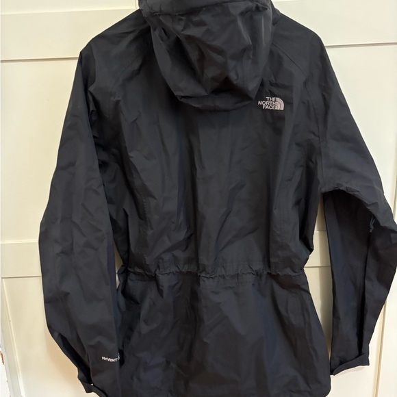 The North Face Women's  Windbreaker Jacket - Picture 3 of 3